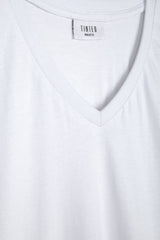 V-neck T-shirt